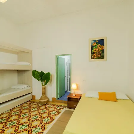 Casa Castell Holiday home